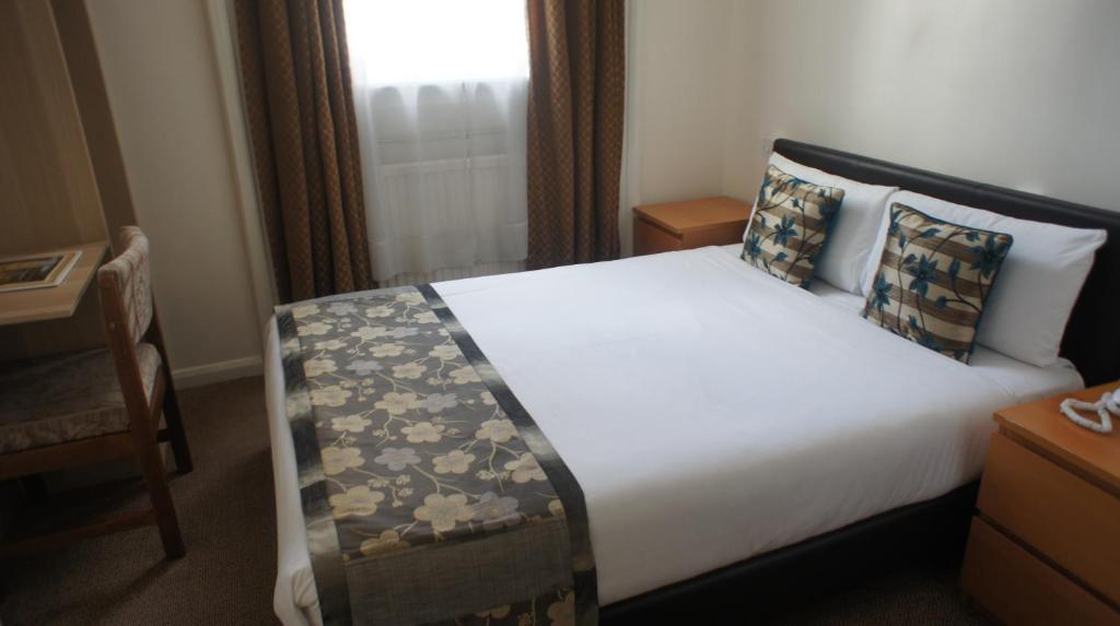 Westpoint Hotel 3*