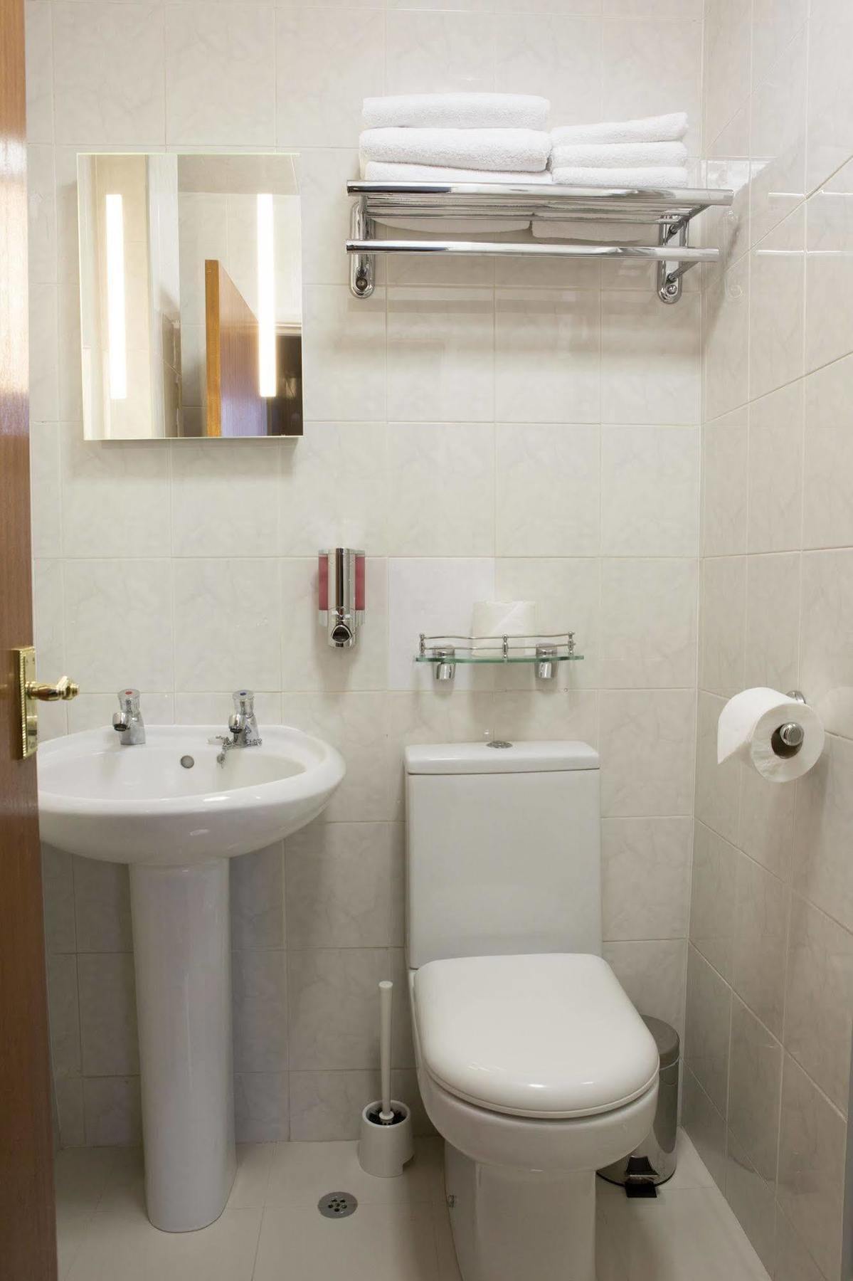 Hotel Westpoint 3*